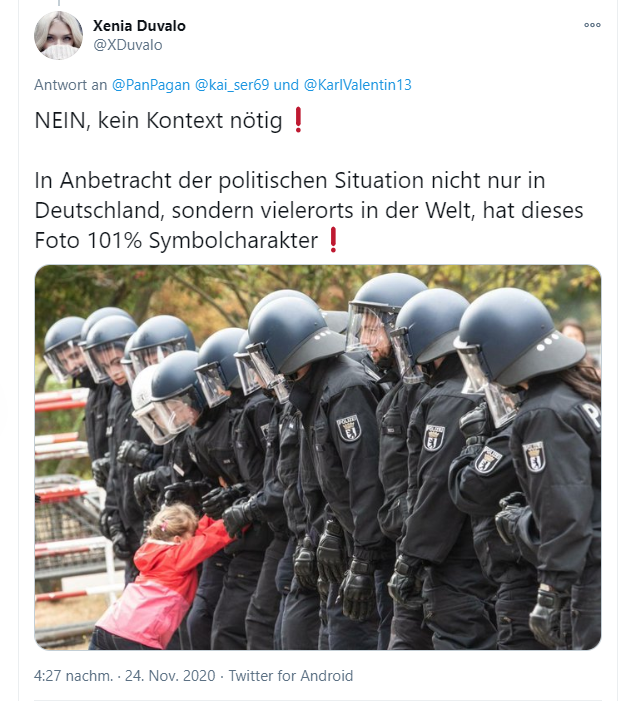 Polizeischüler und Mädchen